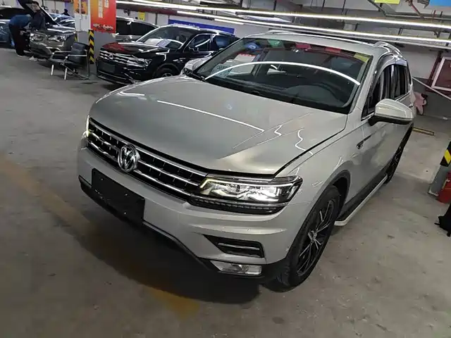 Volkswagen Tiguan L Tiguan L 2019 380tsi Automatic Four-Wheel Drive Smart Luxury Version 7 Seats National Vi — фото