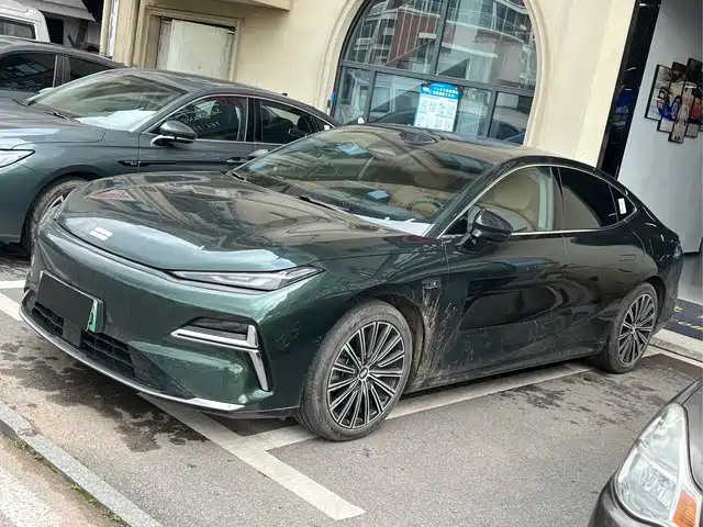 Geely Galaxy Galaxy Star 8 Galaxy Star 8 2025 130km Em-P Starship Edition