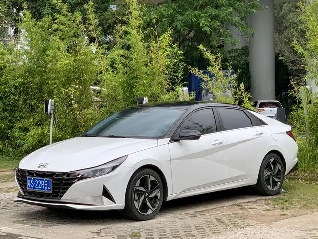 Hyundai Elantra Elantra 2022 1.5l Cvt Lux Premium Edition