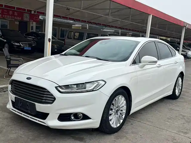 Ford Mondeo Mondeo 2013 2.0l Gtdi200 Luxury Model