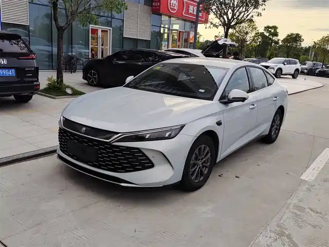 Byd Qin L Qin L 2025 Dm-I Smart Driving Version 80km Leading Model — фото