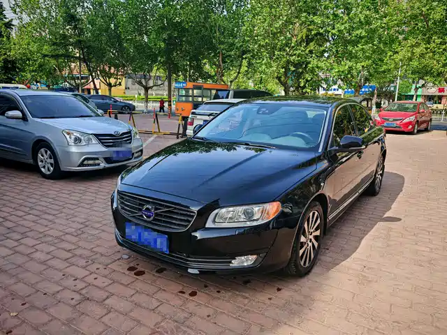 Volvo Volvo S80l Volvo S80l 2015 2.0t T5 Zhiya Edition — фото