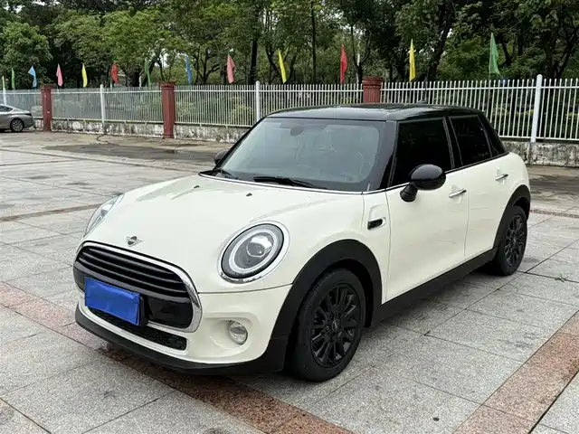 Mini Mini Mini 2018 1.5t Cooper Classic Five-Door Edition — фото