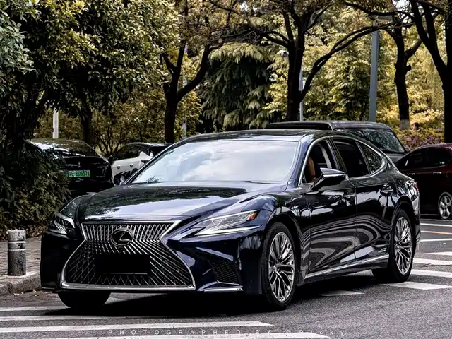 Lexus Lexus Ls Lexus Ls 2018 500h Excellence Edition National V — фото