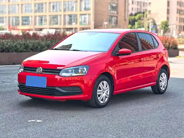 Volkswagen Polo Polo 2018 1.5l Automatic Safe Driving Model — фото