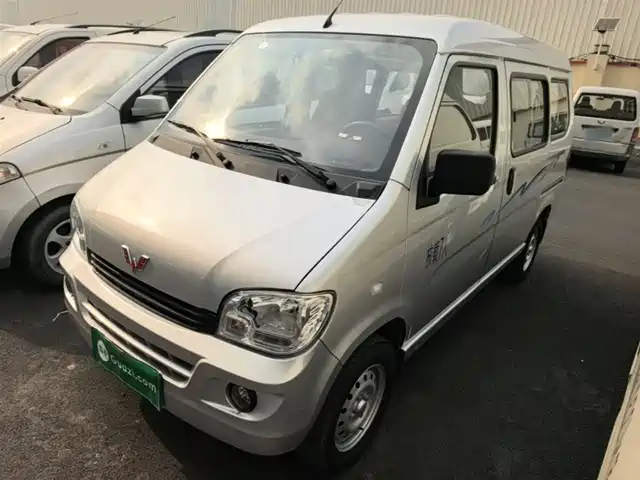 Wuling Motors Wuling Light Wuling Light 2023 1.5l Practical 5/7 Seats