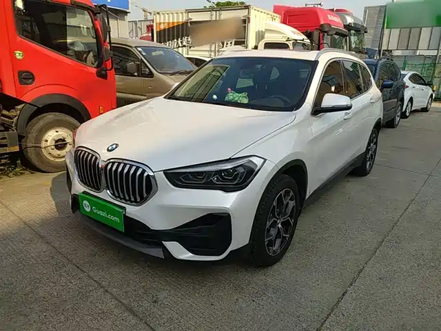 Bmw Bmw X1 Bmw X1 2022 Sdrive25li Leading Model — фото