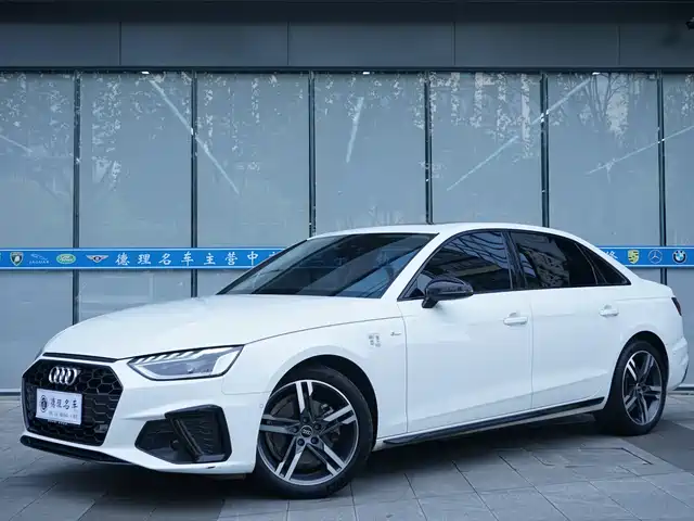 Audi Audi A4l Audi A4l 2023 40 Tfsi Luxury And Dynamic Model — фото