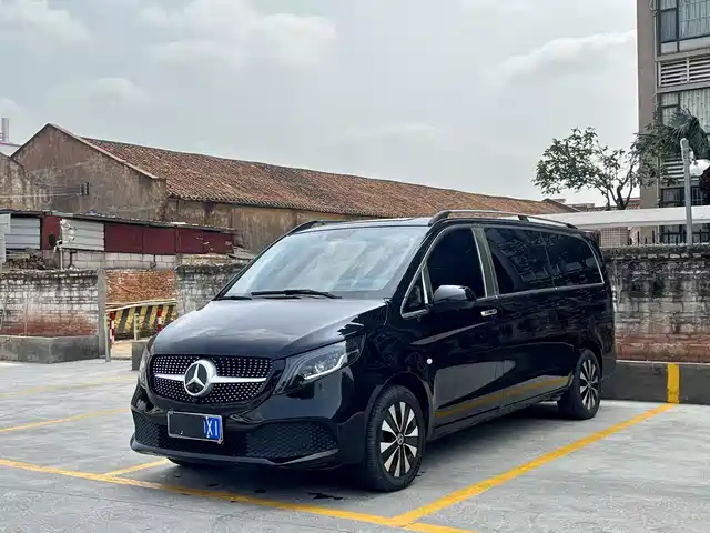 Mercedes-Benz Vito Vito 2023 2.0t Business Edition 7 Seats — фото