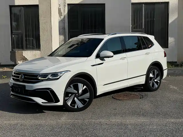 Volkswagen Tiguan L Tiguan L 2023 380tsi Automatic Four-Wheel Drive R-Line Flagship Version 7 Seats — фото