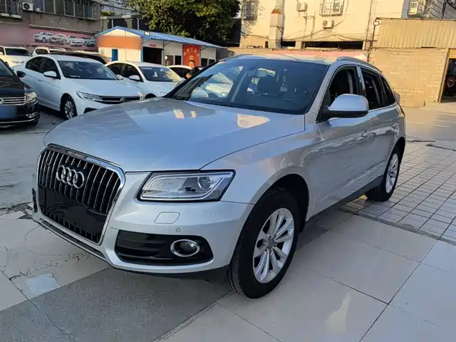 Audi Audi Q5 Audi Q5 2015 40 Tfsi Technology — фото