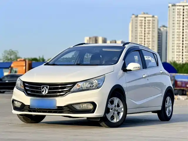 Baojun Baojun 310 Baojun 310 2016 1.2l Manual Luxury Model