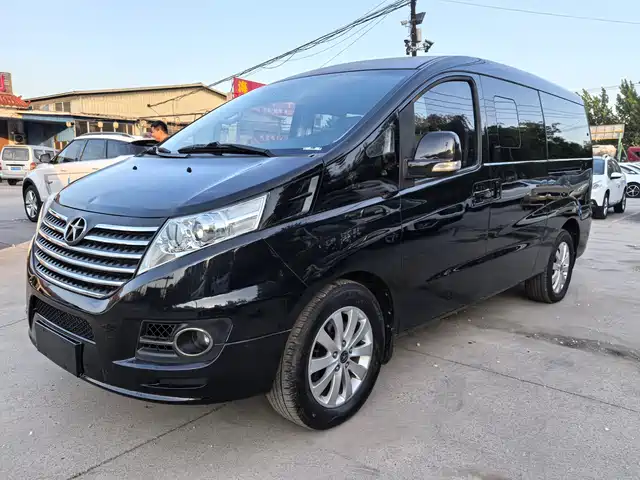 Jiangxi Automobile Group Ruifeng M5 Refine M5 2017 2.0t Gasoline Automatic Premium Version