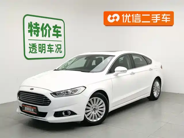Ford Mondeo Mondeo 2013 2.0l Gtdi200 Fashion Model — фото