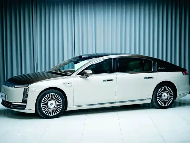 Zunjie Zunjie S800 Zunjie S800 2025 Model Extended Range Xinghui Exclusive Version 5 Seats — фото
