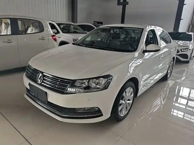 Volkswagen Lavida Lavida 2015 1.6l Automatic Comfort Version