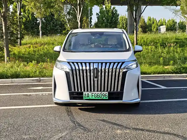 Wei Brand Wei Pai Gaoshan Wei Brand Alpine 2023 Four-Wheel Drive Flagship Version — фото