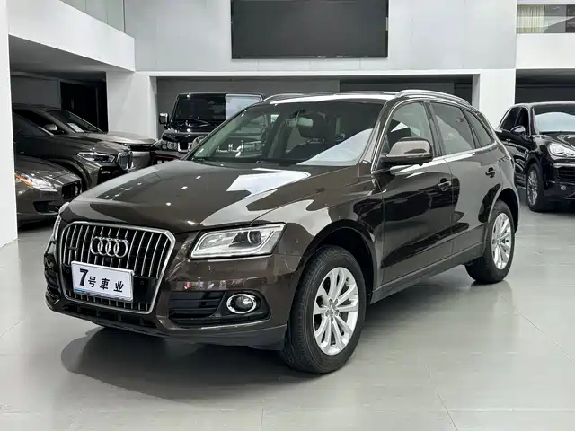 Audi Audi Q5 Audi Q5 2015 40 Tfsi Technology — фото