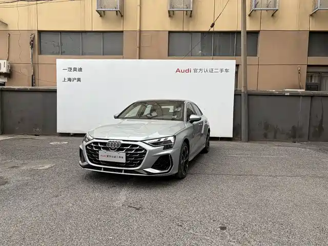 Audi Audi A3 Audi A3 2025 A3l Limousine 35tfsi Flying Spur Exclusive