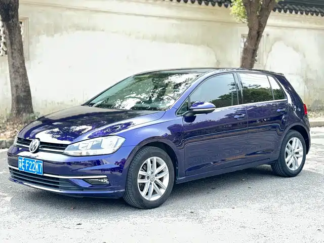 Volkswagen Golf Golf 2018 230tsi Automatic Comfort Type