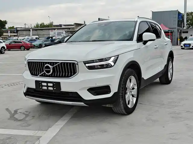 Volvo Volvo Xc40 Volvo Xc40 2021 T3 Smart Travel Fashion Edition — фото