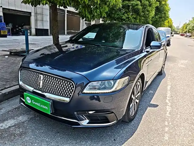 Lincoln Lincoln Continental Lincoln Continental 2017 2.0t Two-Wheel Drive Exclusive Edition — фото