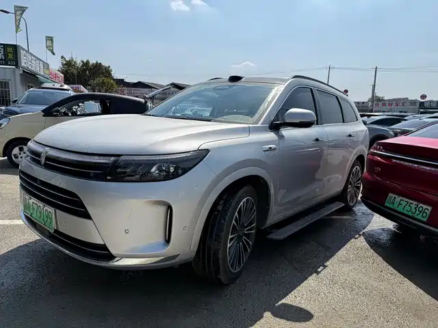 Aito Asks The World Wenjie M7 Wenjie M7 2024 1.5t Intelligent Driving Four-Wheel Drive Max Version 6 Seats