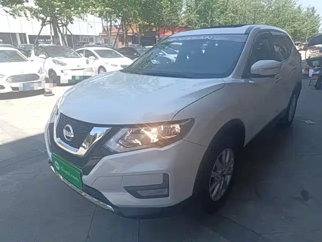 Nissan Qijun X-Trail 2017 2.0l Cvt Comfort Edition 2wd — фото