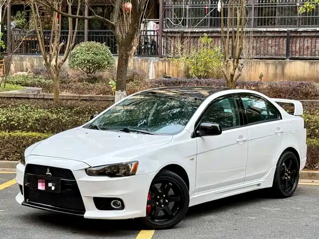 Mitsubishi Winged God Yishen 2013 Fashion Edition 1.8l Cvt Comfort Type