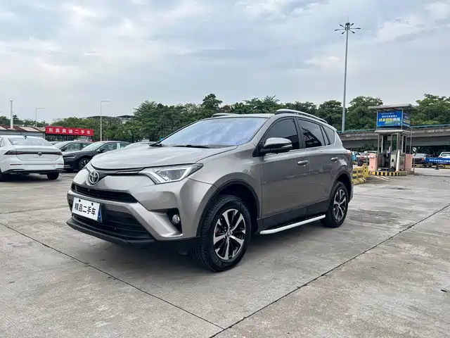 Toyota Rav4 Rongfang Rav4 Rongfang 2019 2.0l Cvt Two-Wheel Drive Pioneer Edition National Vi
