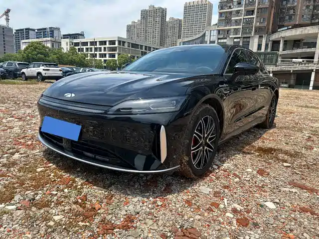 Chery Fengyun Fengyun A9L Fengyun A9L 2025 260 long battery life luxury version — фото