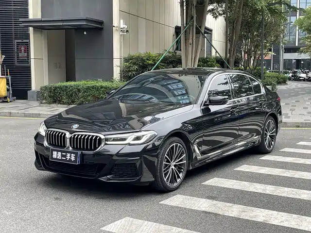 Bmw Bmw 5 Series Bmw 5 Series 2022 Facelift 530li Leading M Sports Package — фото
