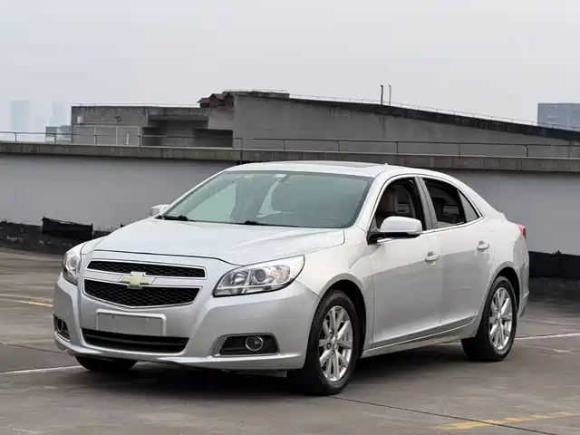 Chevrolet Malibu Malibu 2013 2.0l Automatic Luxury Version — фото