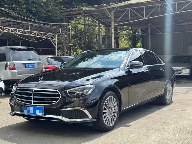 Mercedes-Benz Mercedes-Benz E-Class Mercedes-Benz E-Class 2023 E 300 L Luxury Model