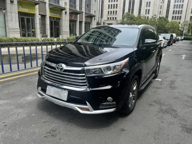 Toyota Highlander Highlander 2015 2.0t Two-Wheel Drive Luxury Version 7 Seats — фото