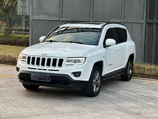 Jeep Guide(Import) Compass Imported 2014 Facelift 2.4l Four-Wheel Drive Comfort Version