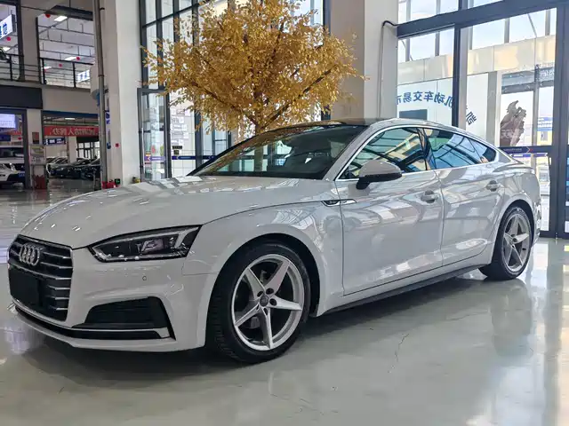 Audi Audi A5 (Imported) Audi A5 Imported 2019 Sportback 40 Tfsi Fashionable Model — фото