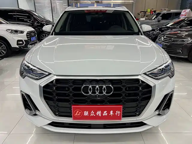 Audi Audi Q3 Audi Q3 2021 35 Tfsi Fashionable And Dynamic