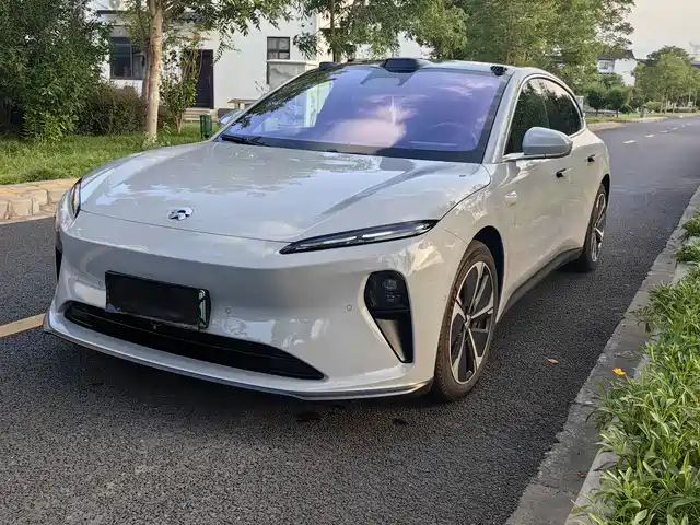 Nio Nio Et5t Nio Et5t 2024 Model 75kwh Touring