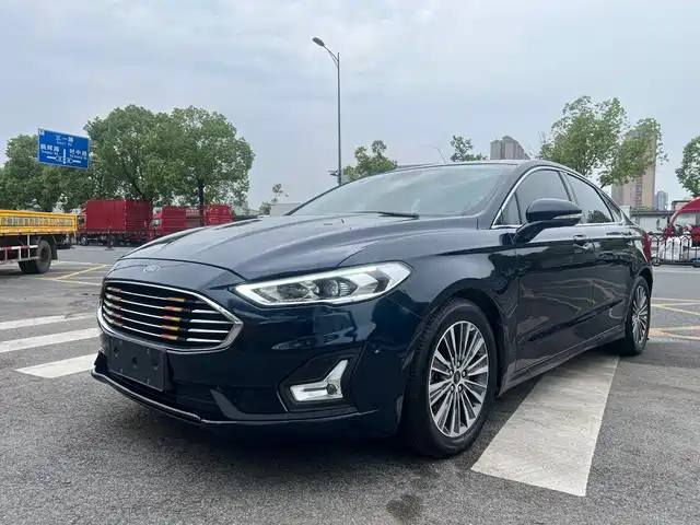 Ford Mondeo Mondeo 2018 Ecoboost 200 Intelligent Control Luxury Model National Vi — фото