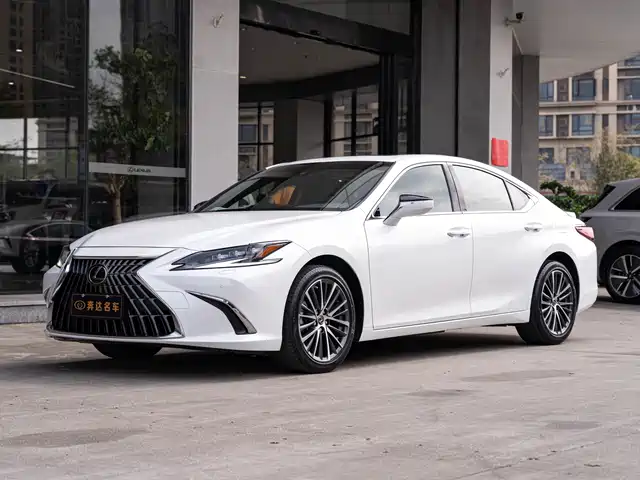 Lexus Lexus Es Lexus Es 2022 300h Premium Edition — фото