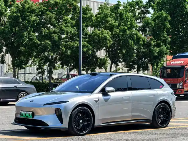 Nio Nio Et5t Nio Et5t 2024 Model 75kwh Touring