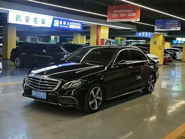 Mercedes-Benz Mercedes-Benz E-Class Mercedes-Benz E-Class 2017 E 300 L Luxury Model — фото