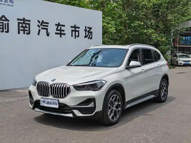 Bmw Bmw X1 Bmw X1 2022 Sdrive20li Fashion Model — фото