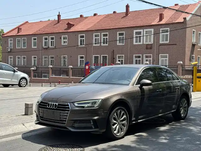 Audi Audi A4l Audi A4l 2018 30th Anniversary Model 40 Tfsi Enterprising — фото