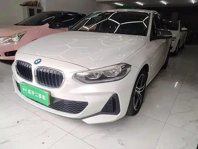 Bmw Bmw 1 Series Bmw 1 Series 2019 118i M Sports Package — фото