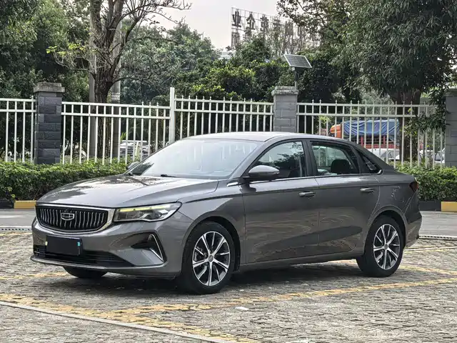 Geely Automobile Emgrand Emgrand 2022 4th Generation 1.5l Cvt Flagship Model — фото