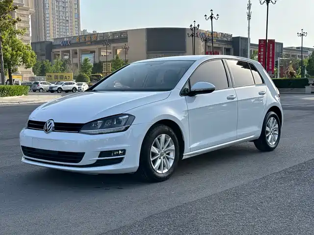 Volkswagen Golf Golf 2015 1.6l Automatic Fashion Model — фото