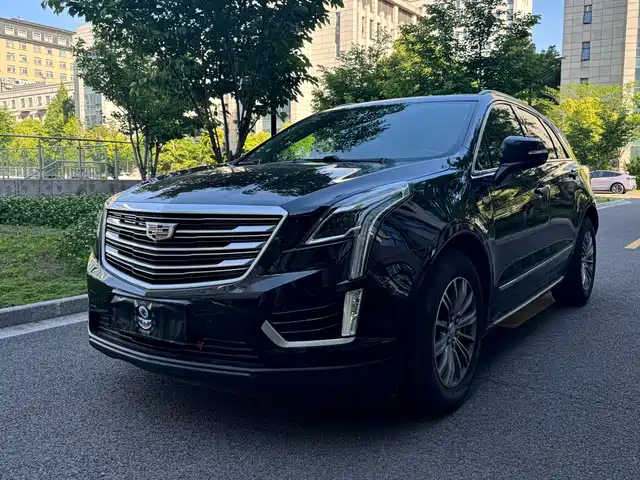 Cadillac Cadillac Xt5 Cadillac Xt5 2018 25t Luxury Model — фото