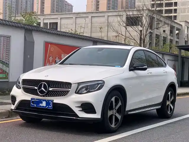 Mercedes-Benz Mercedes-Benz Glc Coupe Mercedes-Benz Glc Coupe 2017 Glc 200 4matic Coupe Suv